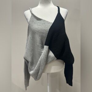 Almost Famous Women’s Black/Gray Knit Twit Sweater Size 2x